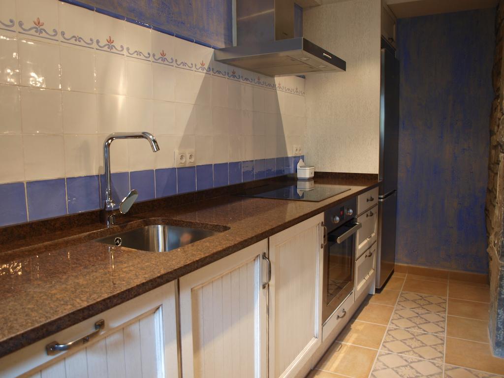 Apartamentos Casa Gallan Sarvisé Oda fotoğraf